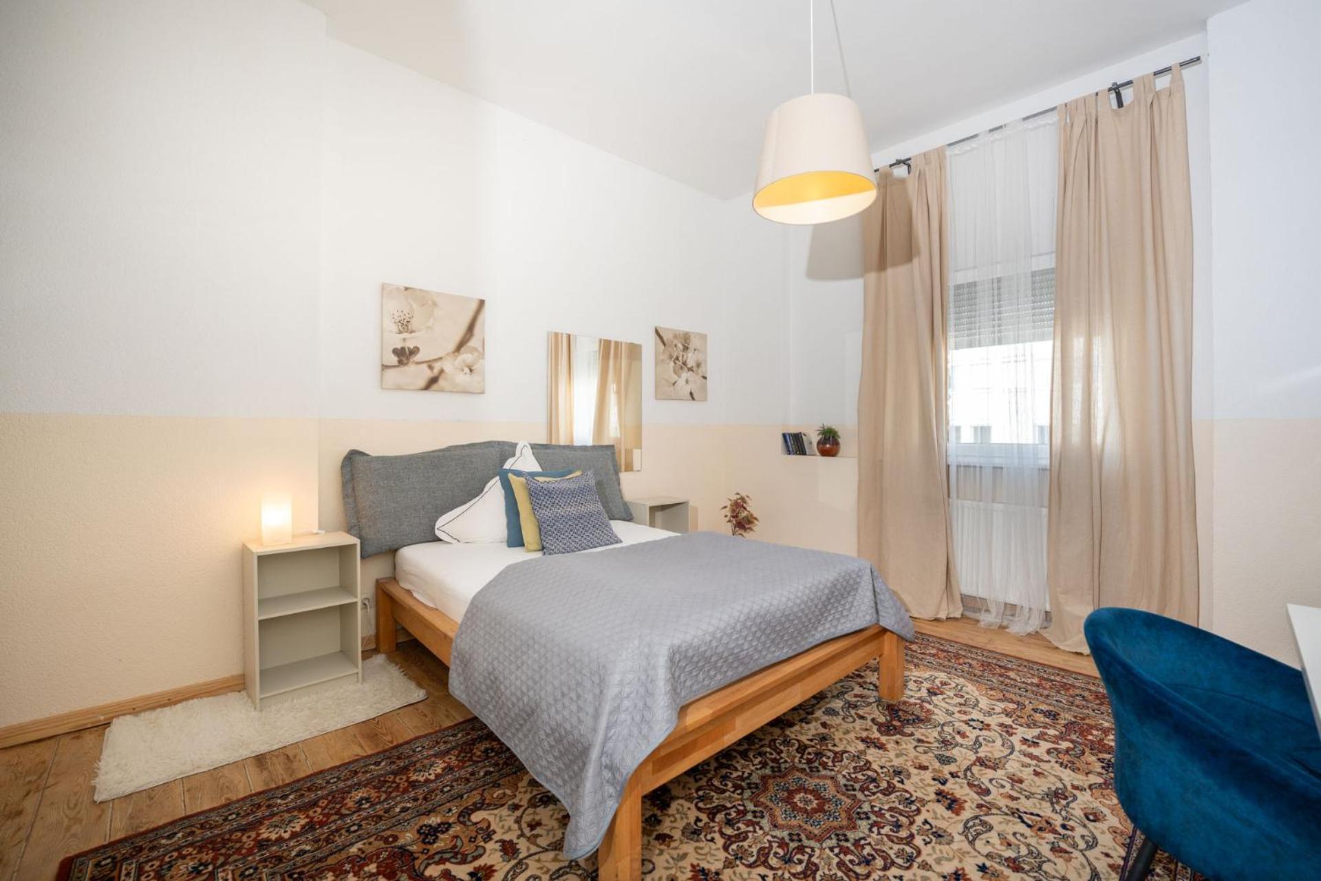 Charmante Privatzimmer In Der Stadt Coblenza Exterior foto