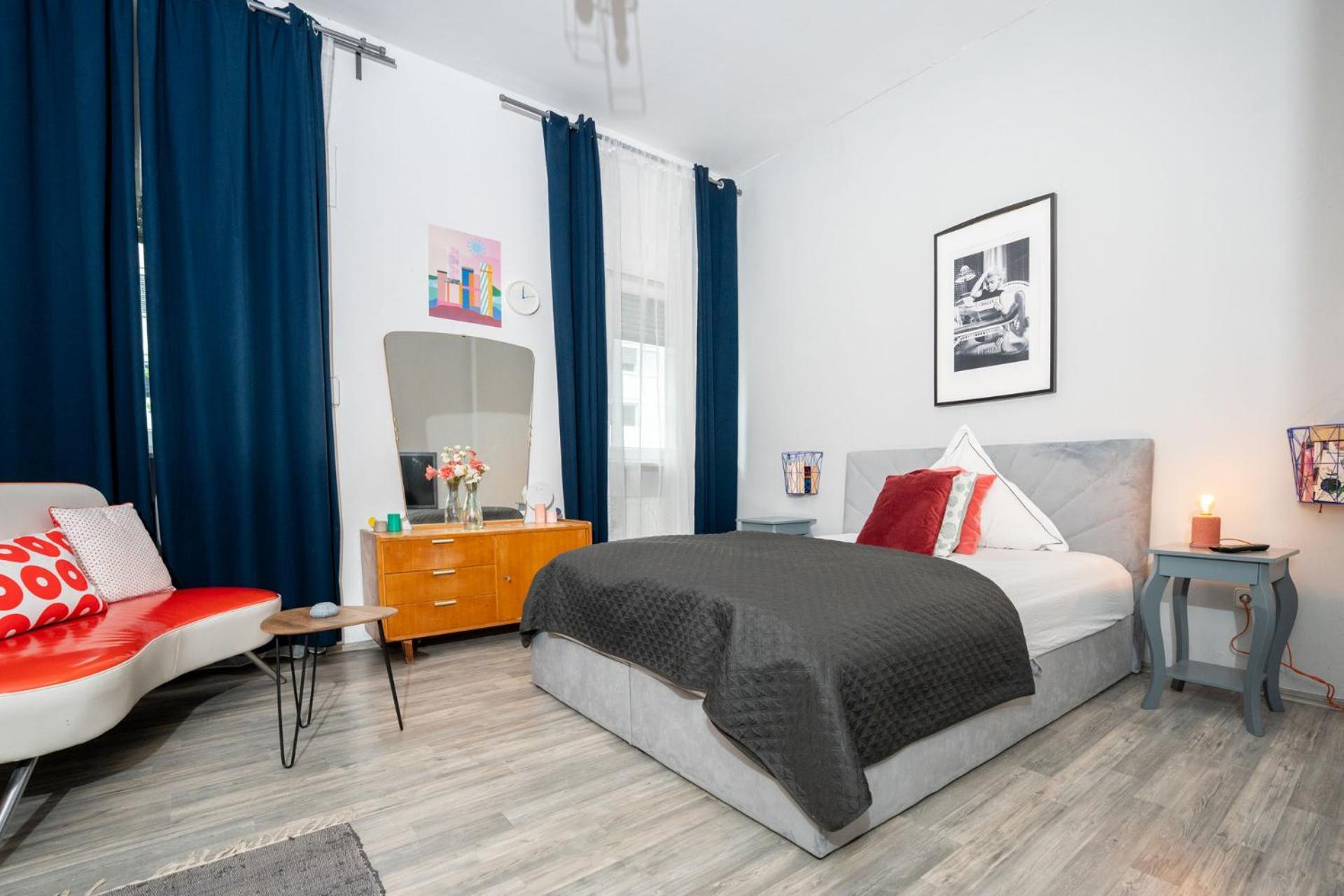 Charmante Privatzimmer In Der Stadt Coblenza Exterior foto