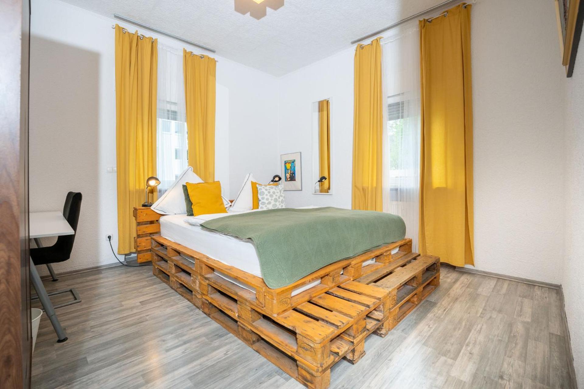 Charmante Privatzimmer In Der Stadt Coblenza Exterior foto