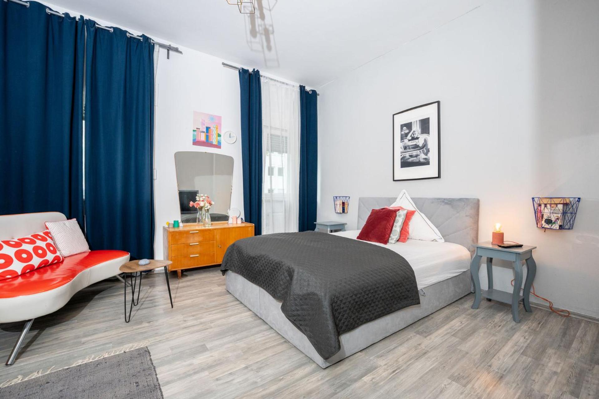 Charmante Privatzimmer In Der Stadt Coblenza Exterior foto