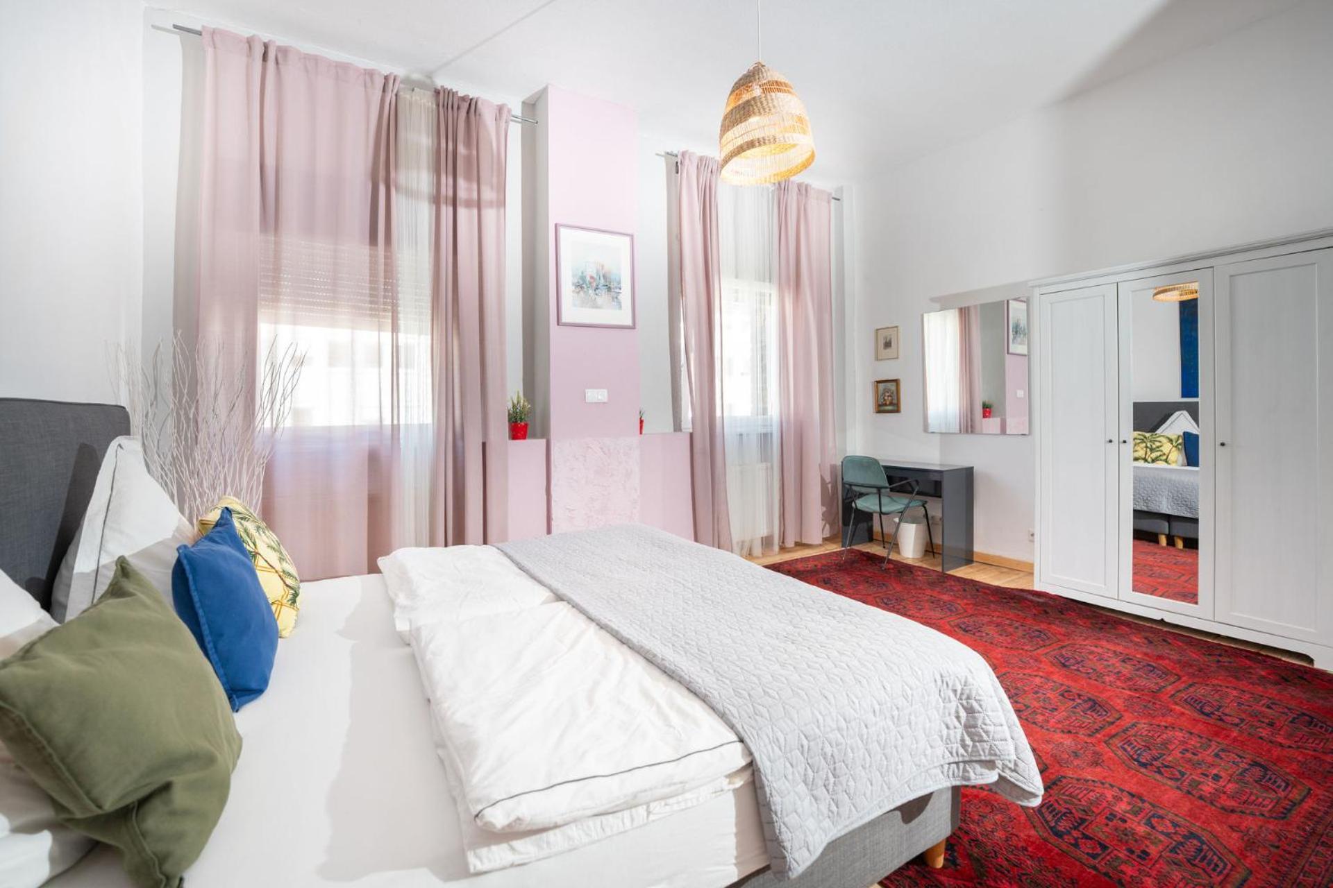 Charmante Privatzimmer In Der Stadt Coblenza Exterior foto