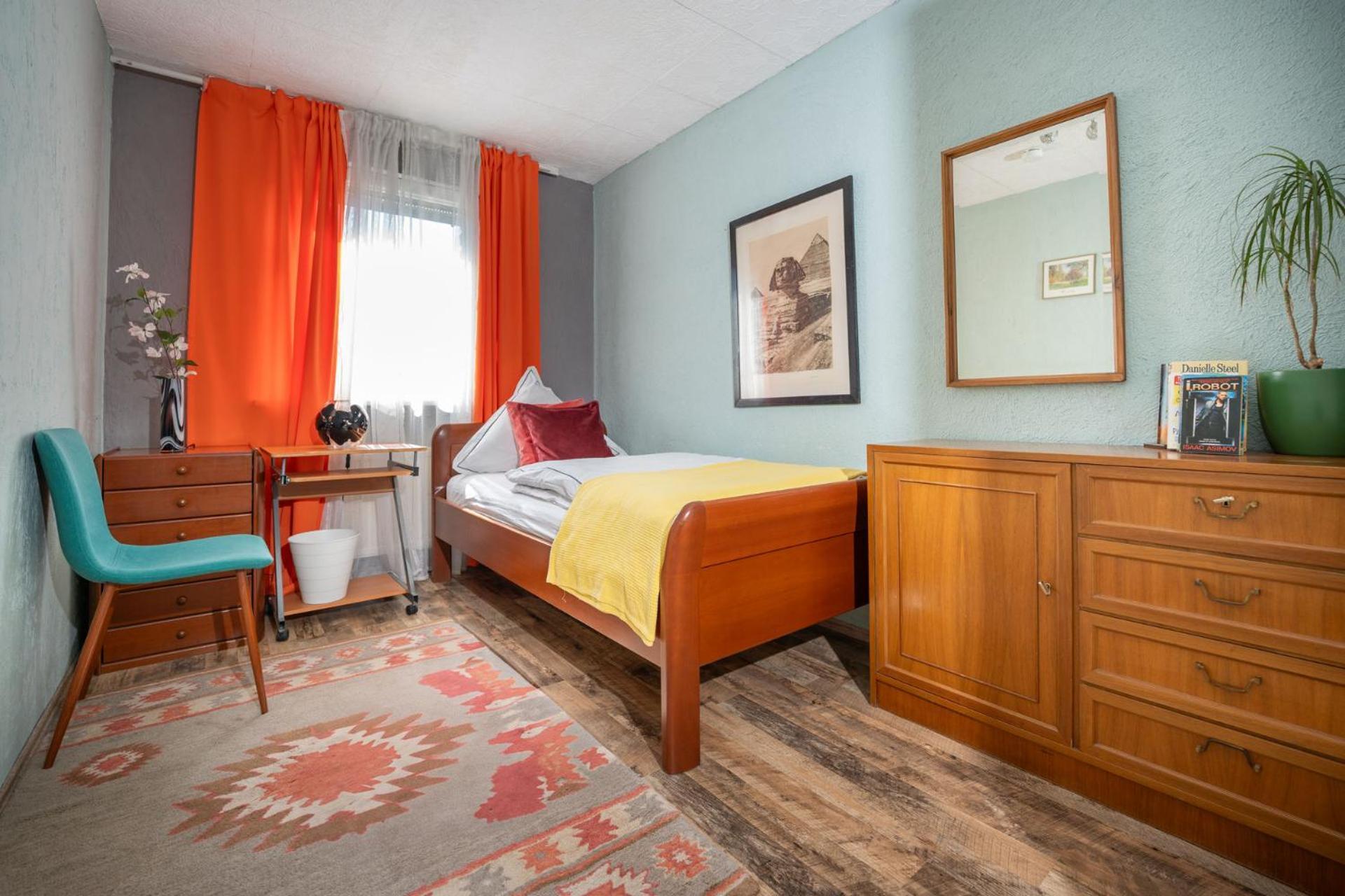 Charmante Privatzimmer In Der Stadt Coblenza Exterior foto