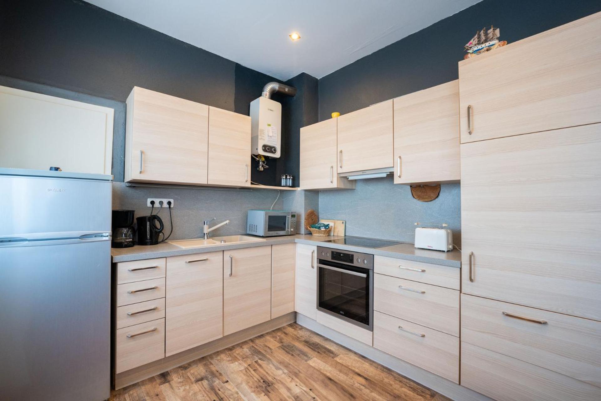 Charmante Privatzimmer In Der Stadt Coblenza Exterior foto